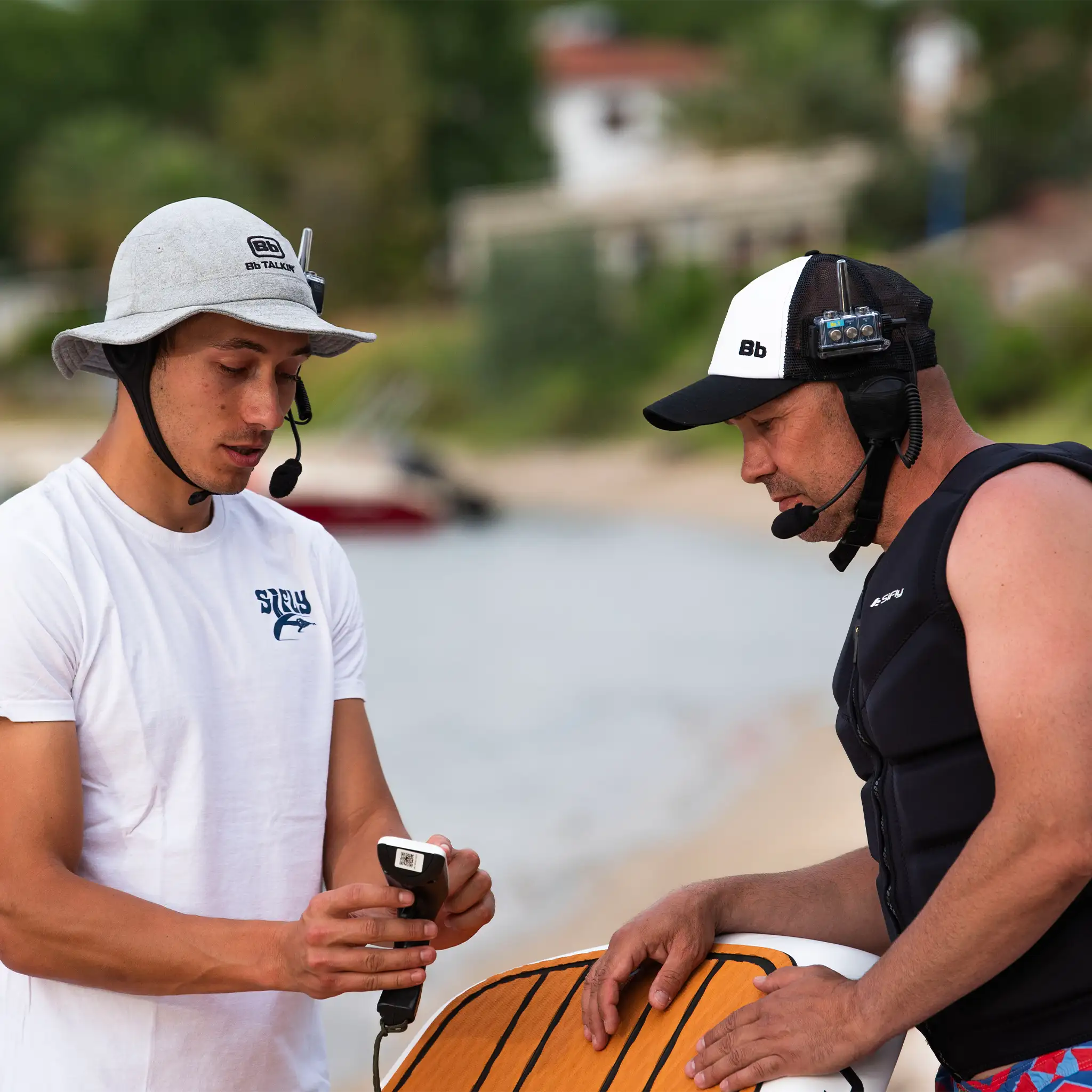 Intercomunicador BbTALKIN 3.0 con Gorra Surf